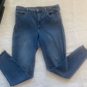 Banana Republic Stretch Skinny Leg Jeans